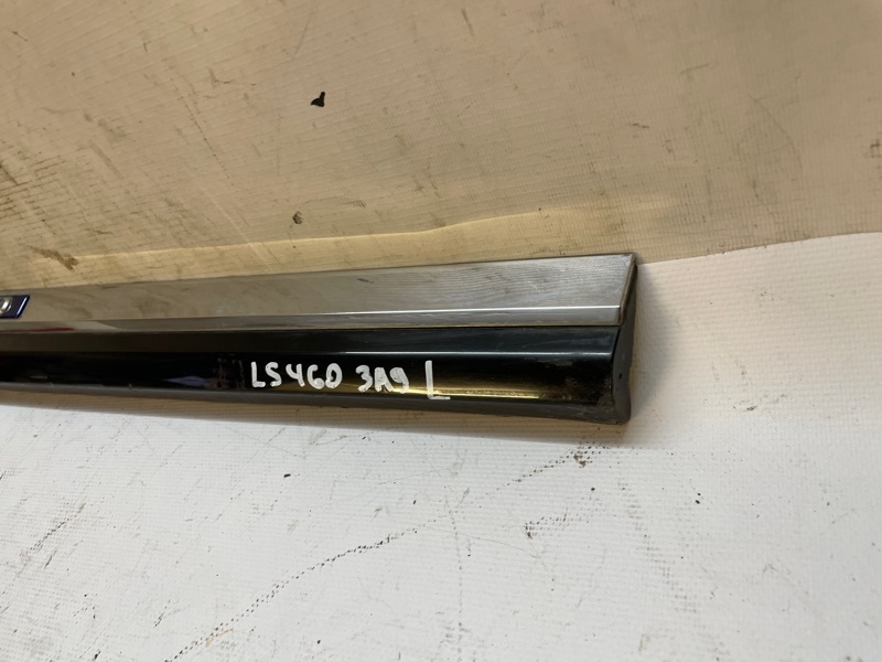 Накладка двери Lexus LS460 2006 USF40
