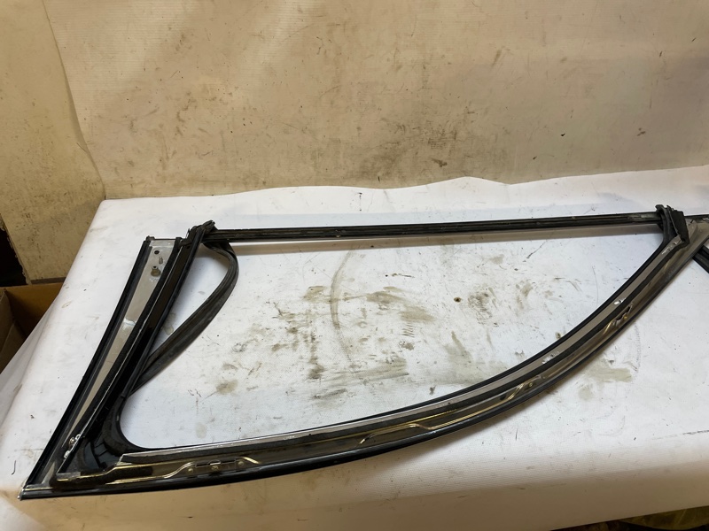 Молдинг двери Lexus LS460 2006 USF40