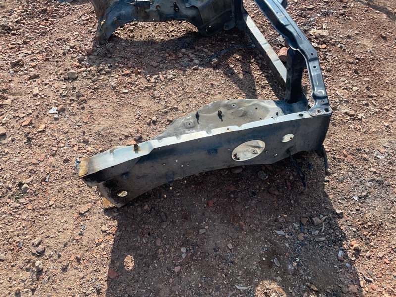 Передняя панель Toyota Land Cruiser 2000 J100