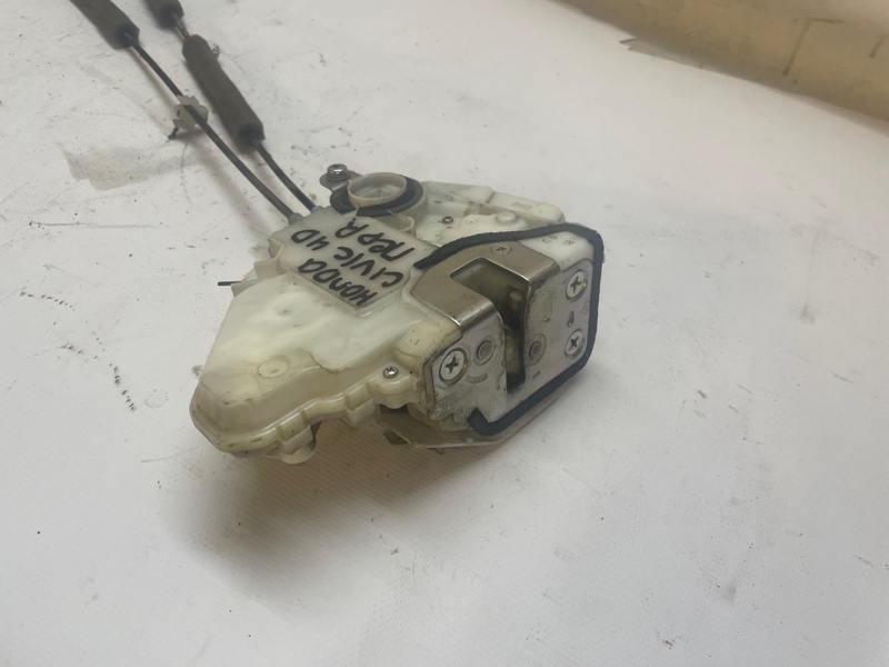 Замок двери Honda Civic 2006-2012 D4
