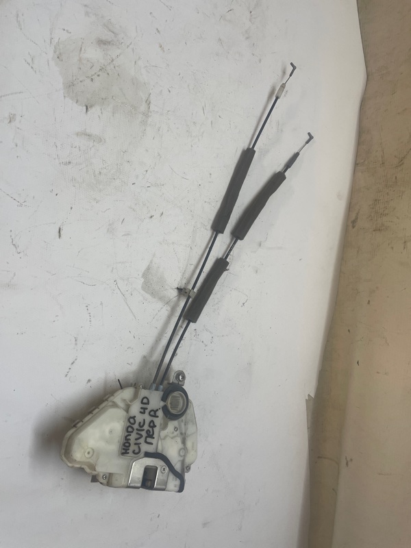 Замок двери Honda Civic 2006-2012 D4