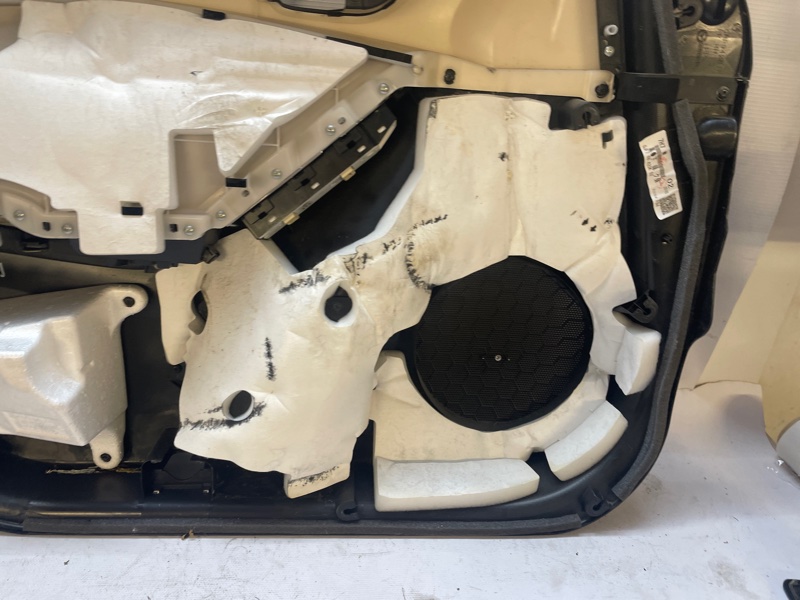 Обшивка двери Mazda Mazda6 2013-2018 GJ