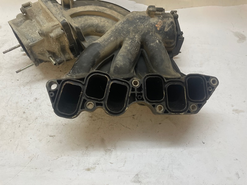Впускной коллектор Lexus RX 330 2005 XU30
