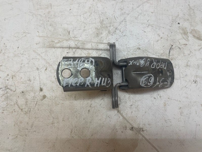 Петля двери Nissan X-Trail 2007-2011 NT31
