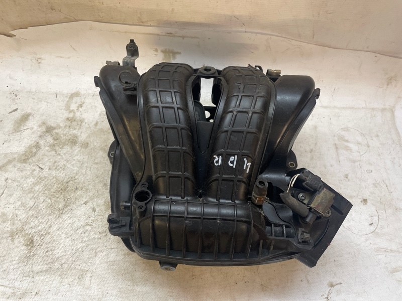 Впускной коллектор Mitsubishi Outlander 2006-2012 XL