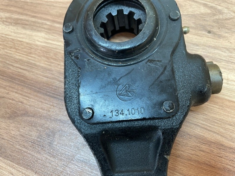 Рычаг Meritor