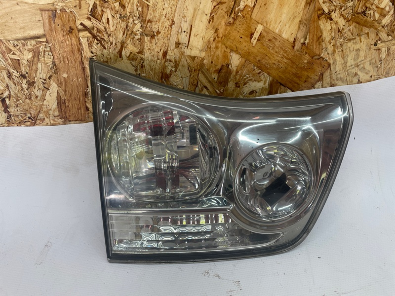Фонарь Lexus RX 330 2005 XU30