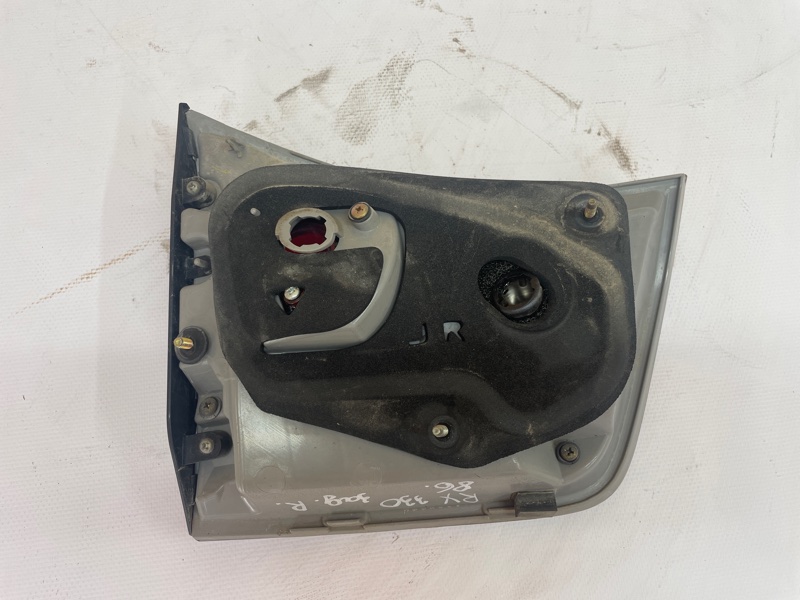 Фонарь Lexus RX 330 2005 XU30