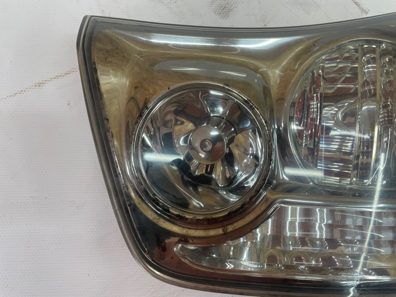 Фонарь Lexus RX 330 2005 XU30