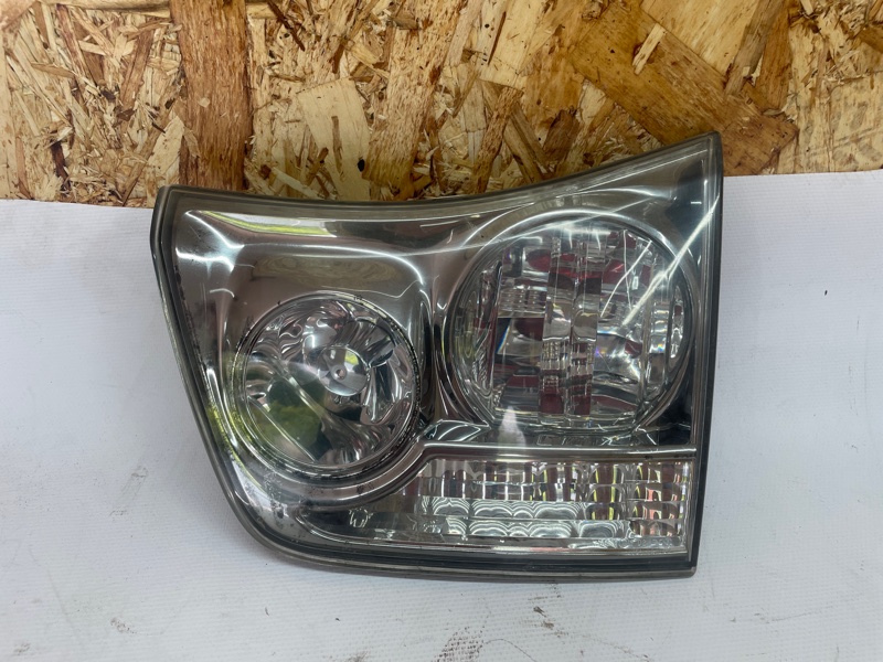 Фонарь Lexus RX 330 2005 XU30