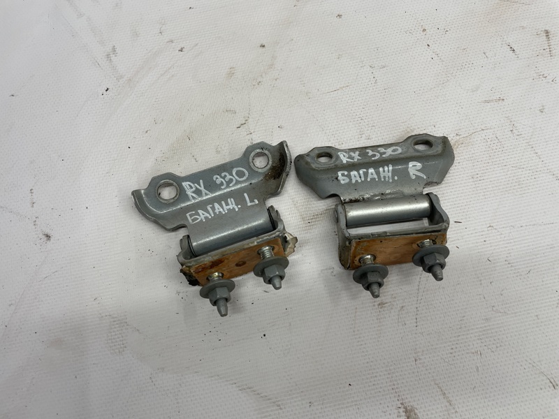 Петля багажника Lexus RX 330 2005 XU30