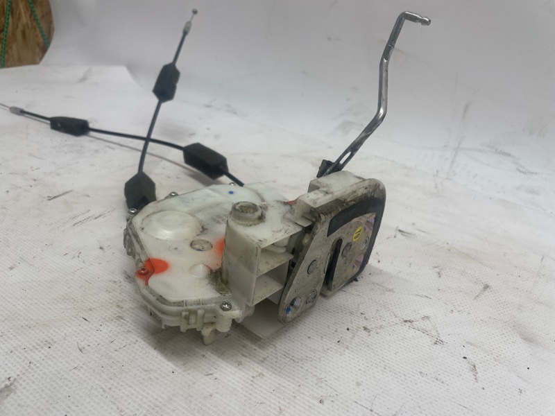 Замок двери Honda Fit 2007-2012 GE6