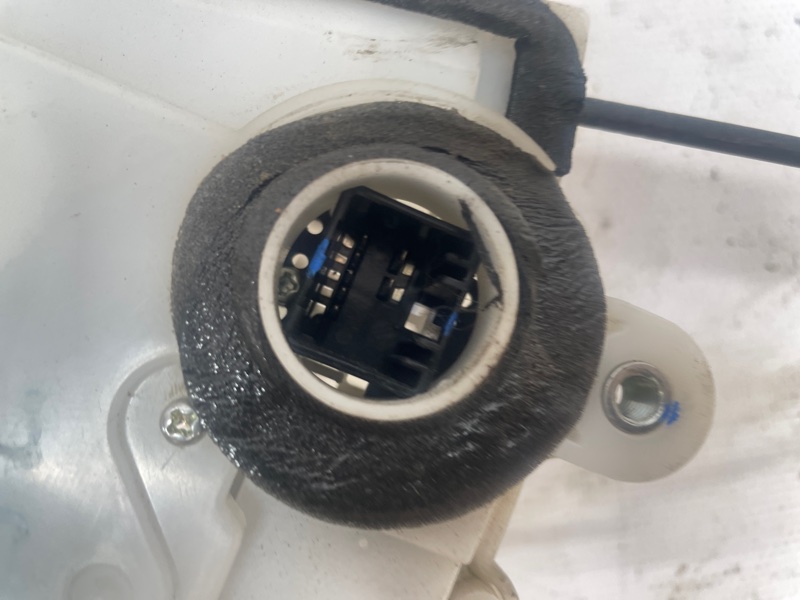 Замок двери Honda Fit 2007-2012 GE6