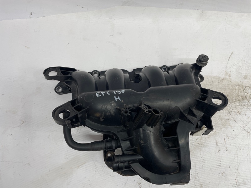 Впускной коллектор Peugeot 3008 2010-2017