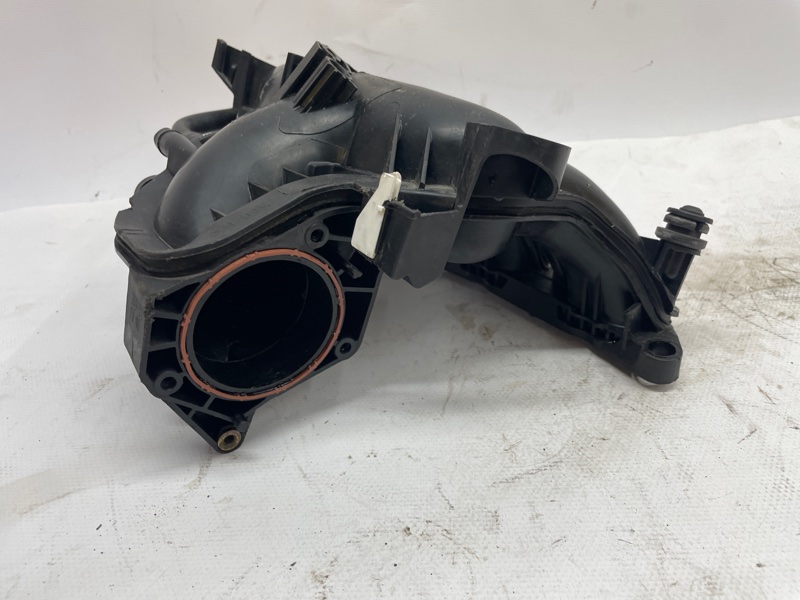 Впускной коллектор Peugeot 3008 2010-2017