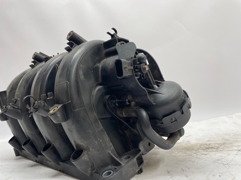 Впускной коллектор Chevrolet Cruze 2009-2015 J300