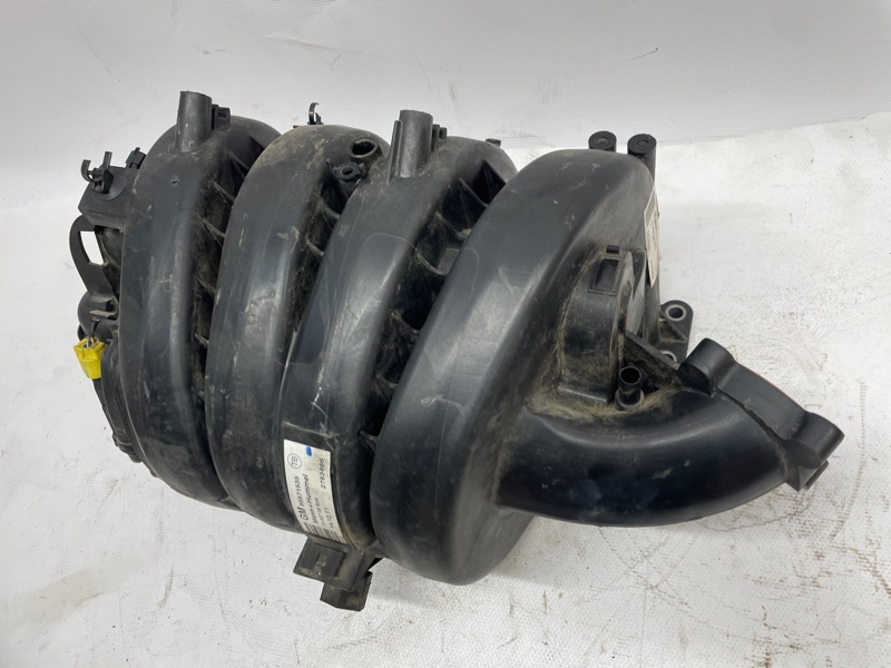 Впускной коллектор Chevrolet Cruze 2009-2015 J300