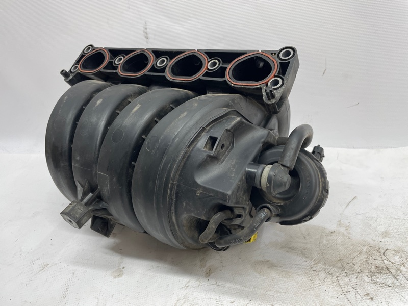 Впускной коллектор Chevrolet Cruze 2009-2015 J300