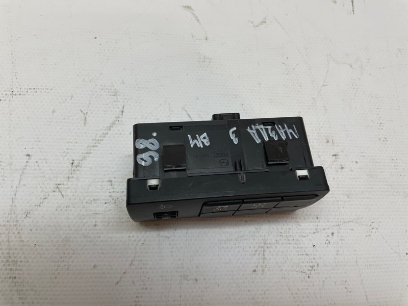 Блок кнопок Mazda Mazda 3 2013-2018 BM
