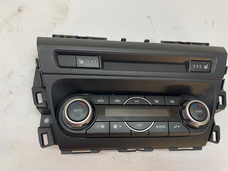 Блок управления климатом Mazda Mazda 3 2013-2018 BM