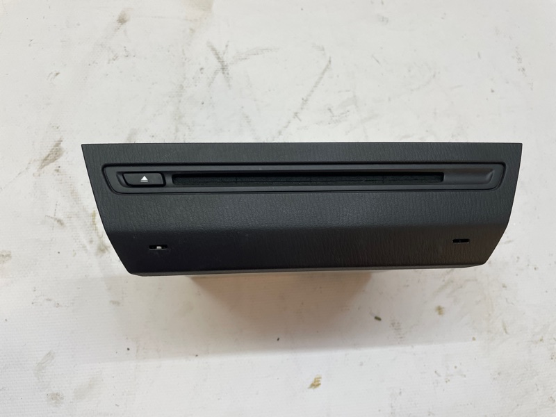 Проигрыватель CD/DVD Mazda Mazda 3 2013-2018 BM