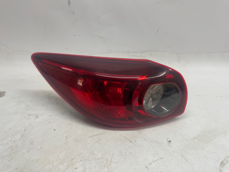 Фонарь Mazda Mazda 3 2013-2018 BM