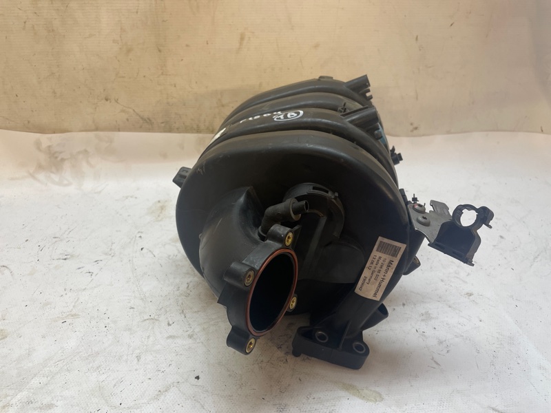 Впускной коллектор Chevrolet Cruze 2009-2015 J300