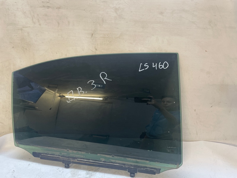 Стекло двери Lexus LS460 2006 USF40