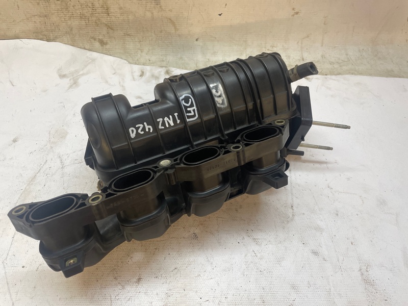 Впускной коллектор Toyota Corolla 2008-2012 CE140