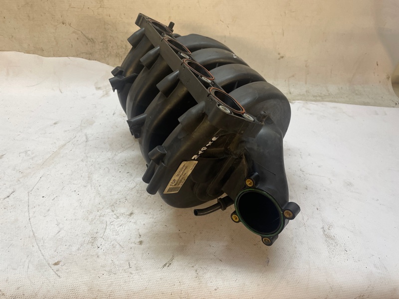 Впускной коллектор Opel Astra 2004-2013 H