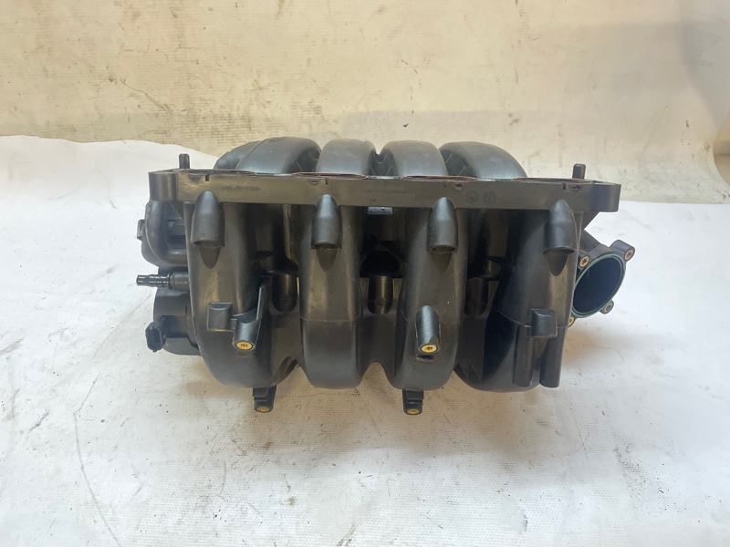 Впускной коллектор Opel Astra 2004-2013 H