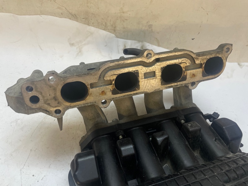 Впускной коллектор Honda Fit 2007-2014 GE6