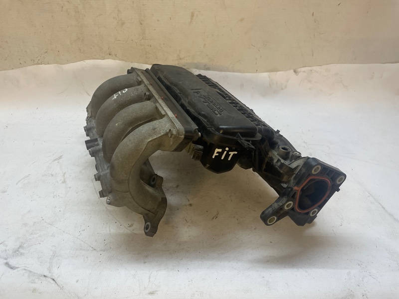 Впускной коллектор Honda Fit 2007-2014 GE6