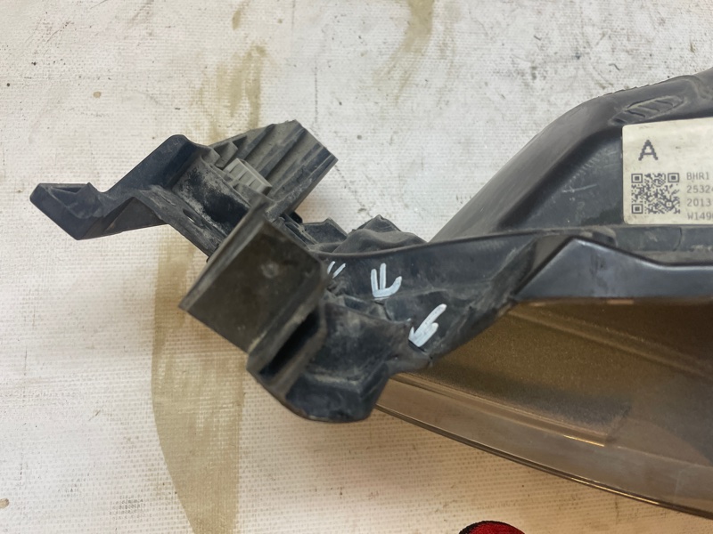 Фара Mazda Mazda 3 2013-2018 BM