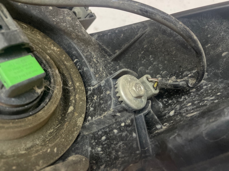 Фара Mazda Mazda 3 2013-2018 BM