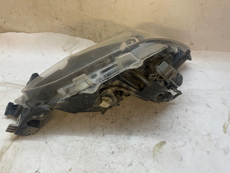 Фара Mazda Mazda 3 2013-2018 BM