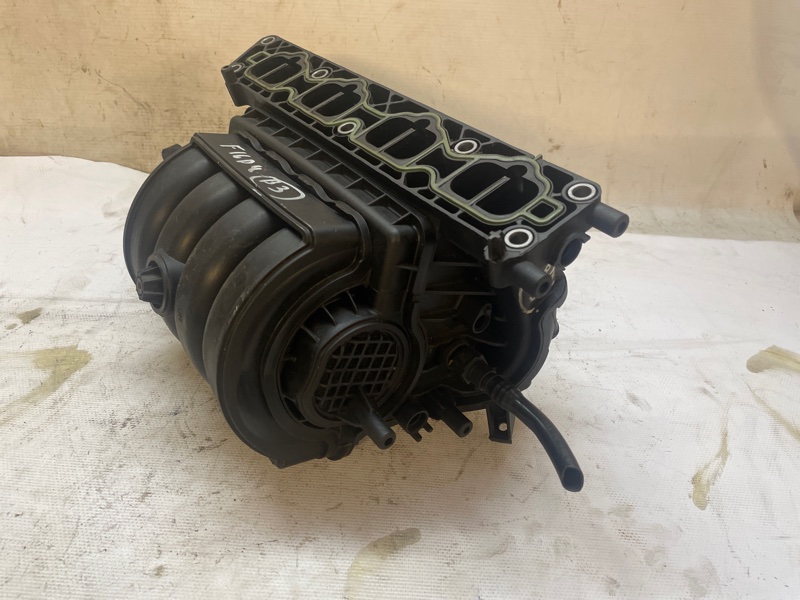 Впускной коллектор Chevrolet Cruze 2010-2015 J300
