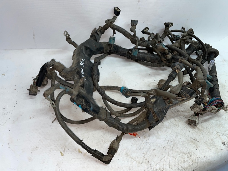 Проводка двигателя Toyota Land Cruiser 2000 J100