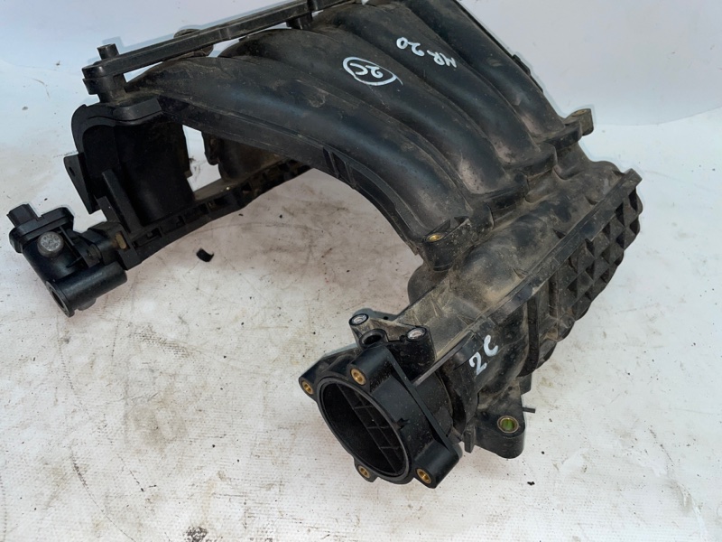 Впускной коллектор Nissan Qashqai 2010 J10
