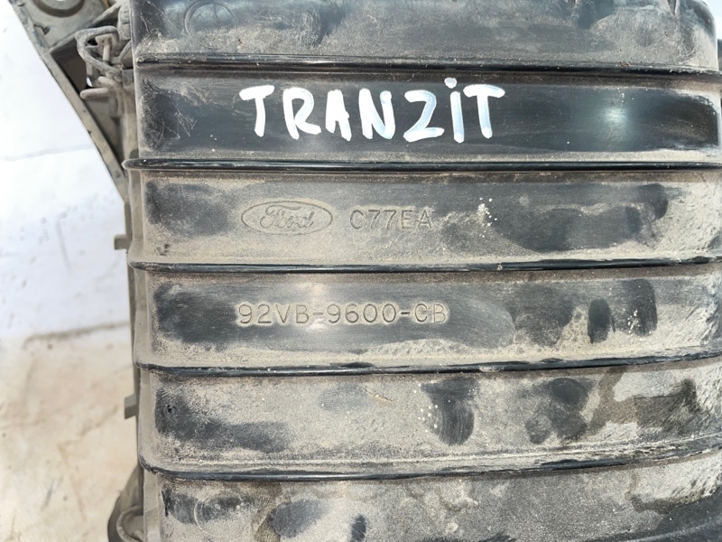Корпус воздушного фильтра Ford Transit 1990-1994 фургон IV