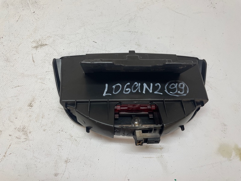 Фонарь Renault Logan 2018 L8