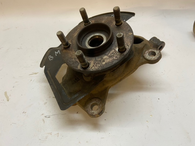 Кулак поворотный Mazda Mazda 3 2013-2018 BM