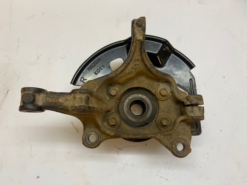 Кулак поворотный Mazda Mazda 3 2013-2018 BM