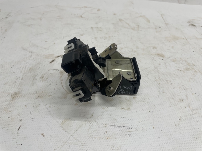 Замок багажника Mazda Mazda 3 2013-2018 BM