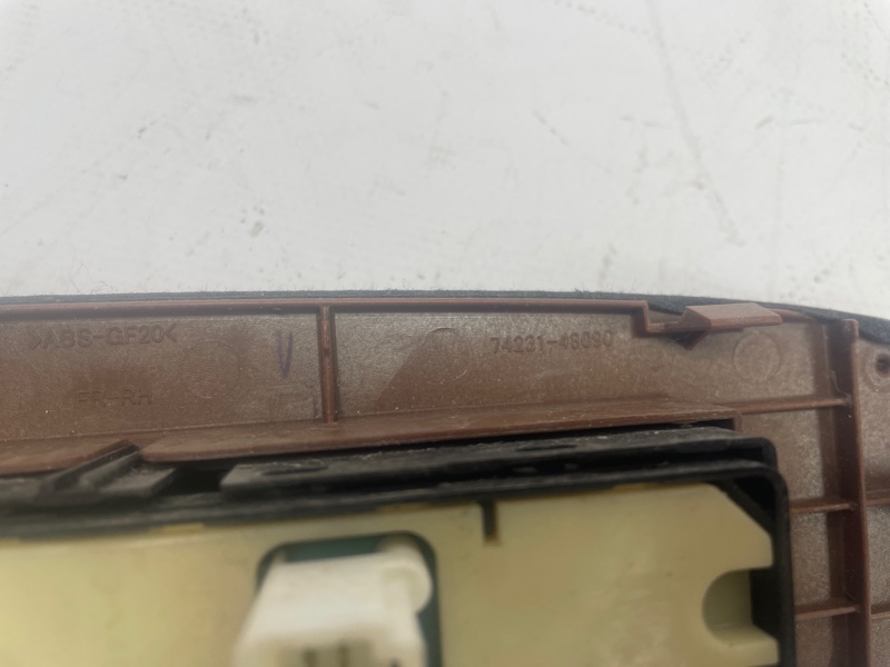 Кнопка стеклоподъемника Lexus RX350 2011 AL10