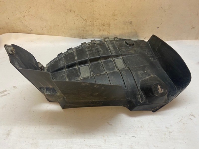 Подкрылок Mazda Mazda 3 2013-2018 BM