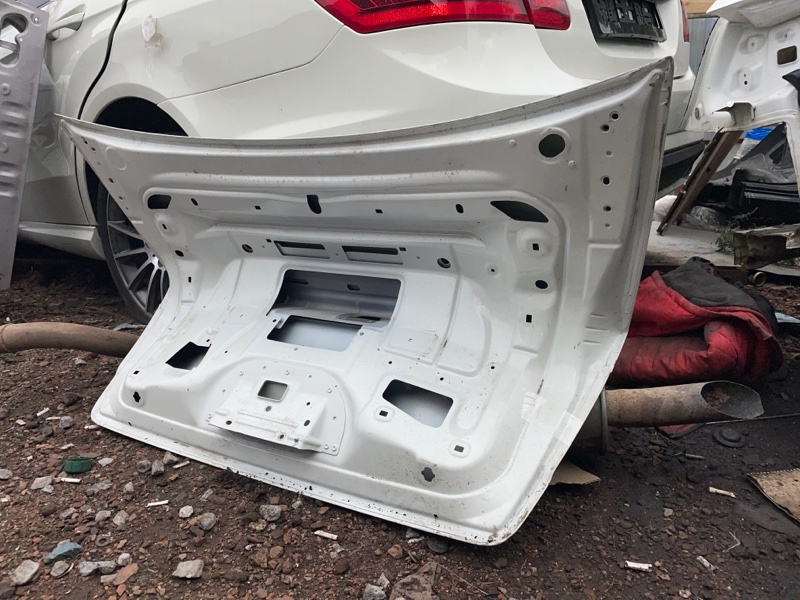 Крышка багажника Volvo S60 2006 HV32