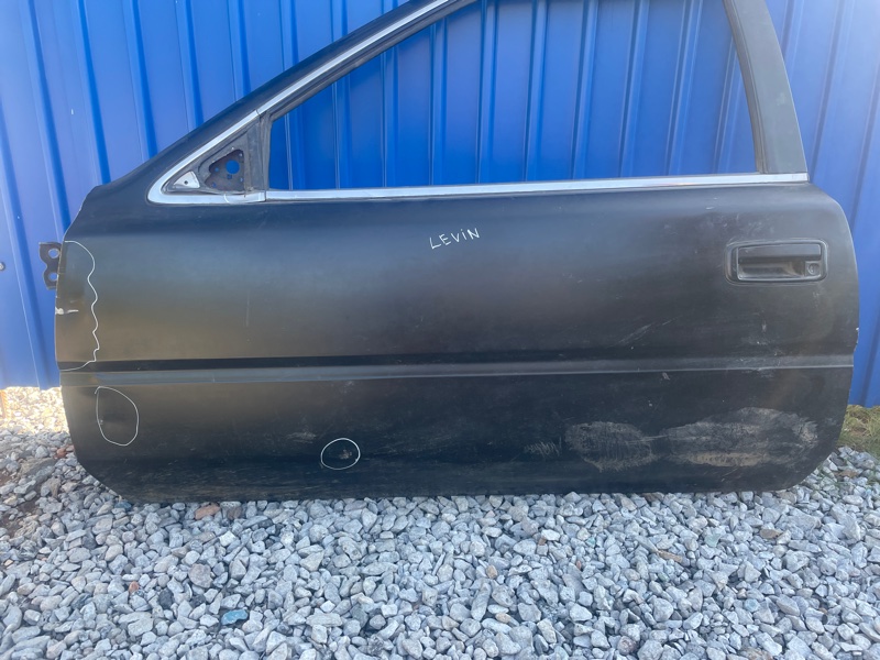 Дверь Toyota Corolla Levin 1991 AE90
