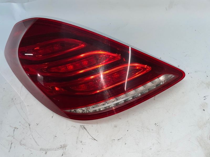 Фонарь Mercedes-Benz S-Class W222