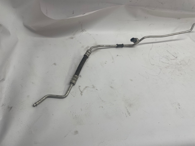 Трубка кондиционера Hyundai Solaris 2010-2017